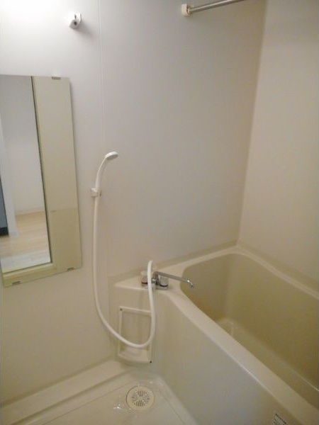 S-FORT神宮南の浴室