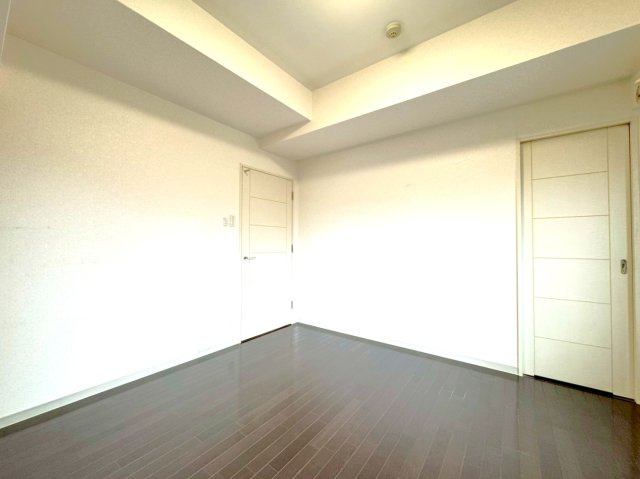 ◆京阪「伏見桃山」駅徒歩７分◆三方角住戸◆収納充実３LDK◆エスリード伏見桃山壱番館の洋室|洋室（７帖）