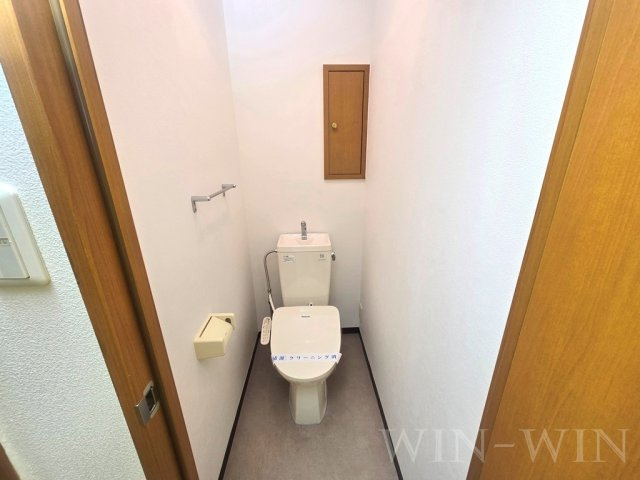 グリシーヌのトイレ|イメージ（同建物内別部屋の写真です）