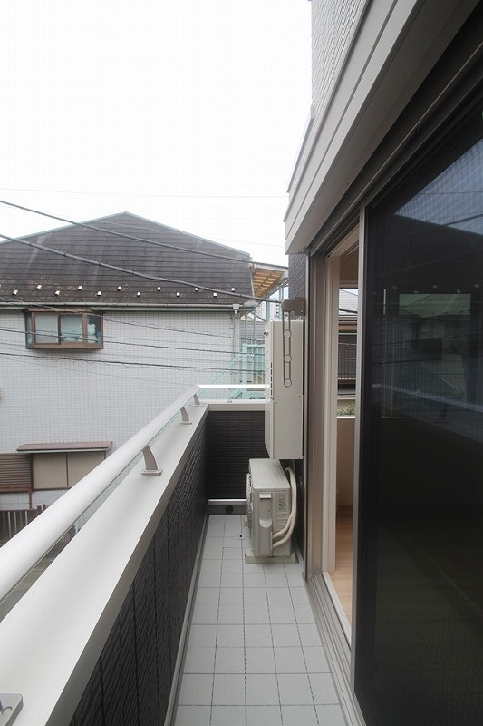 ハウスカトレアのバルコニー