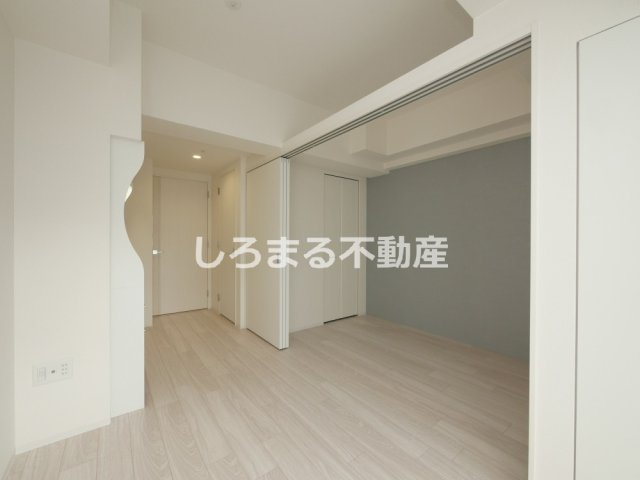 セレニテ日本橋エクラの居間・リビング