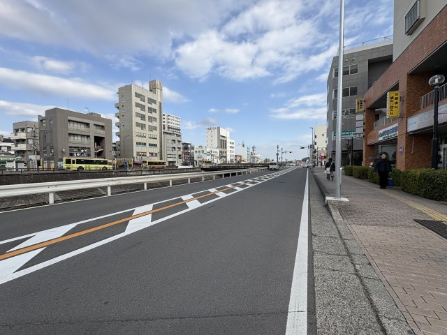 【間取り】 | リビングはゆとりの21帖◎開放感あふれる1LDK＋Sの間取◎　　　
ご夫婦やおひとり暮らしにもおすすめです。