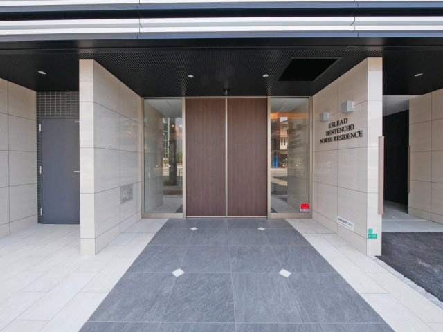 エスリード弁天町NORTH　RESIDENCEのエントランス