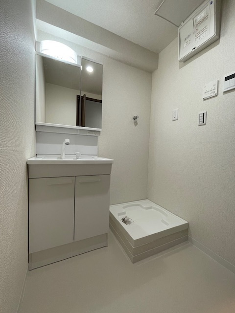 桂川ハイツ２号館の独立洗面台