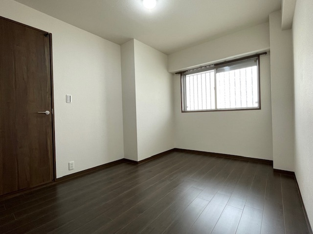 桂川ハイツ２号館の寝室