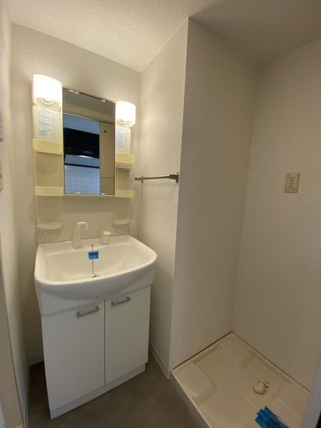 コート新栄の洗面所