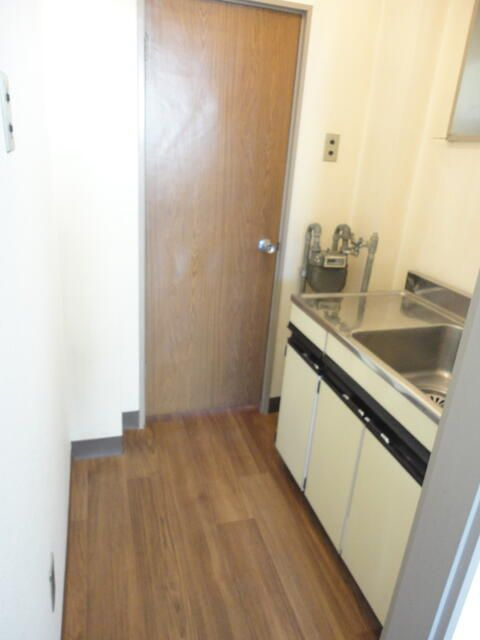 矢野ビルの寝室