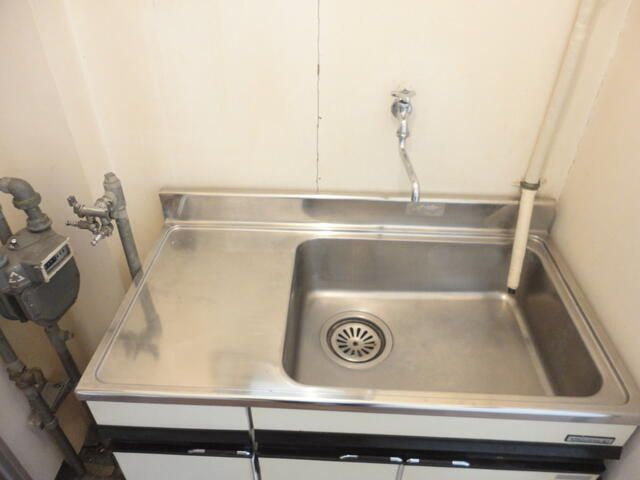 矢野ビルの寝室