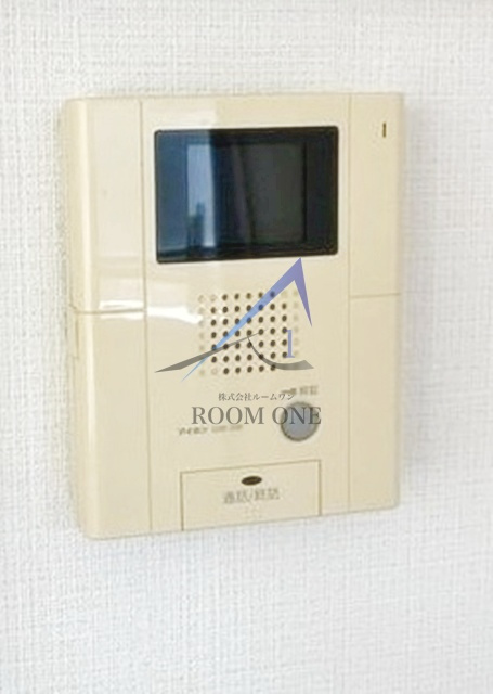 メゾンフラワー田園調布のセキュリティ|モニター付インターホンです。