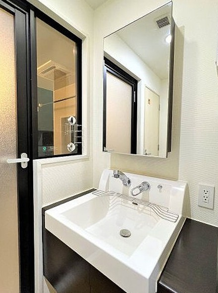 【独立洗面台】