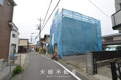 【前面道路含む現地写真】 | 綾瀬市落合南３丁目 新築戸建て 全1棟【仲介手数料無料】 | ※令和8年3月中旬に撮影