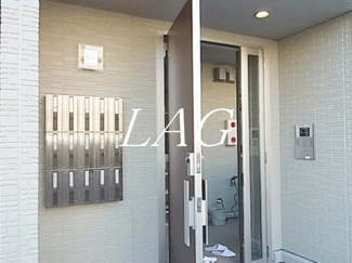 【エントランス】 | グランミーティス | エントランスです。