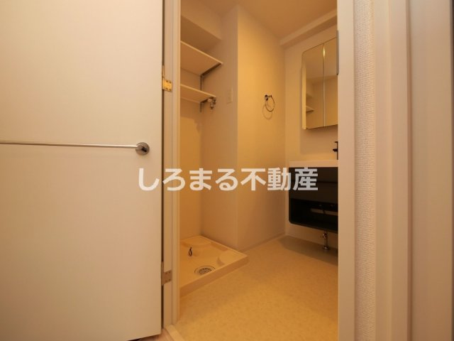 セレニテ夕陽丘エクラの洗面所