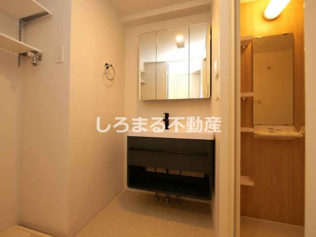 セレニテ夕陽丘エクラの洗面所