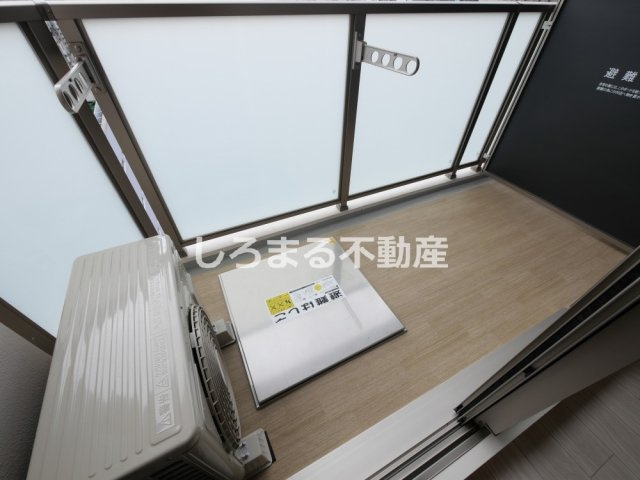 セレニテ夕陽丘エクラのバルコニー