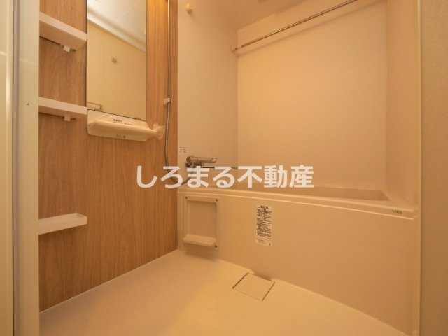 セレニテ夕陽丘エクラの浴室