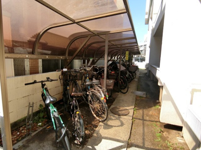 【駐輪場】 | メゾンドール高田馬場