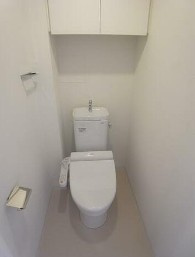 【トイレ】 | エミリブ練馬 | 温水洗浄便座。