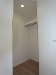 【収納】 | エミリブ練馬 | ウォークインクローゼット。