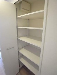 【玄関】 | エミリブ練馬 | 大きいシューズボックス。