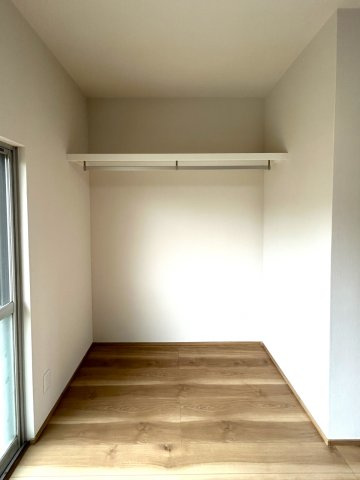 宇高町５丁目　中古住宅の収納