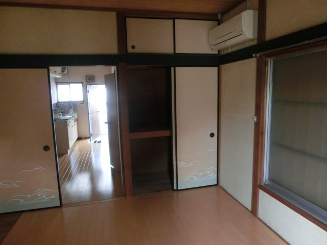 メルシーハイツ東毛呂の洋室