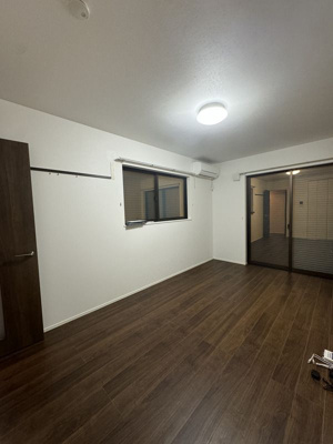 【洋室】 | ヴィラ・ベルカント横浜庚台