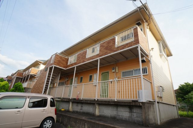 グランディーナ左京Ⅲの外観