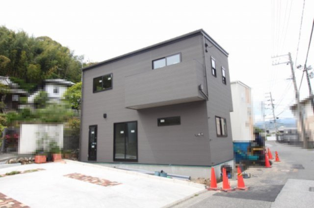 大津甲　　新築戸建　2号地　（全2区画）の外観|2号棟　3ＬＤＫ　建物面積　98.95㎡　（約29.93坪）　土地面積　100.90㎡（約30.52坪）