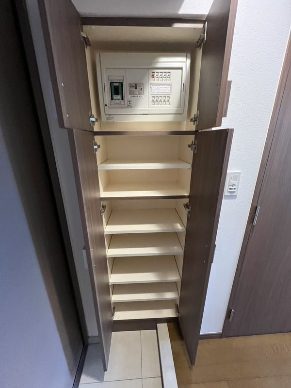 ドルチェ東京向島弐番館の玄関