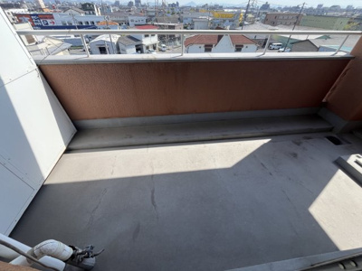 【バルコニー】 | 渡辺ビル