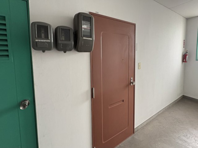 【玄関】 | 渡辺ビル