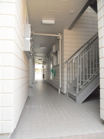 シェルム戸塚Ｂのエントランス|建物入口