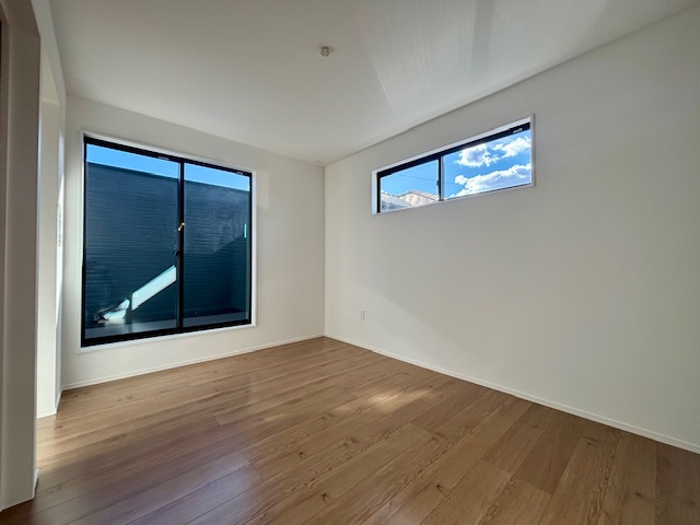 小郡市大保４期１号の洋室