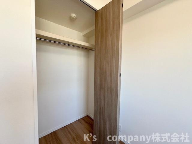 ●茅ヶ崎市本村5丁目　茅ヶ崎グランドハイツC棟　の収納|洋室4.7帖の収納スペース◇