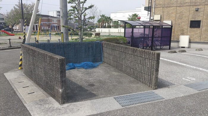 グランフェリオ A棟の設備|ゴミ置場