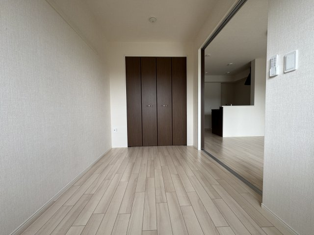 ＩＳＯＬＡの寝室|洋室