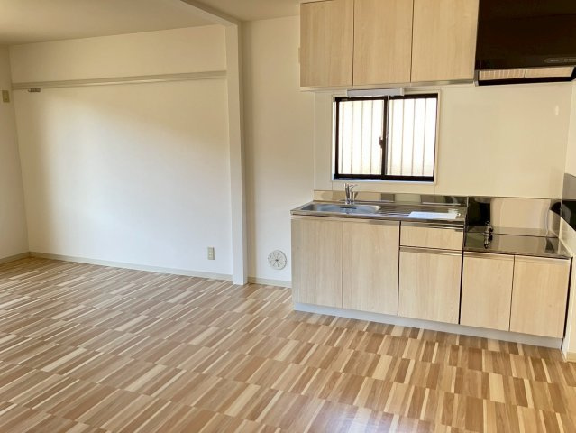 シプレスブレインの内装