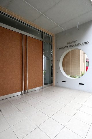 サヴォイ博多ブールバール　9階のエントランス