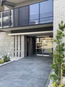 リュエルうめきたのエントランス