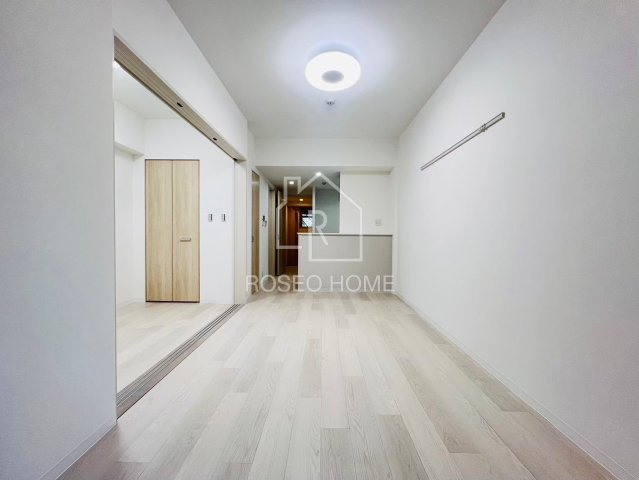 リュエルうめきたの居間・リビング|同マンション別部屋：参考写真