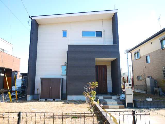 八街市八街ほ　中古戸建の外観|令和2年9月築 3LDK 2台可  オール電化 上下水 JR総武本線八街駅徒歩約11分 閑静な分譲地