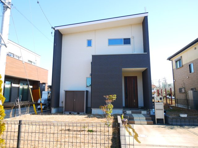 八街市八街ほ　中古戸建の外観|令和2年9月築 3LDK 2台可  オール電化 上下水 JR総武本線八街駅徒歩約11分 閑静な分譲地