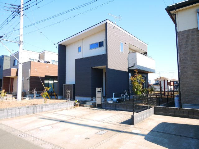 八街市八街ほ　中古戸建の外観|令和2年9月築 3LDK 2台可  オール電化 上下水 JR総武本線八街駅徒歩約11分 閑静な分譲地