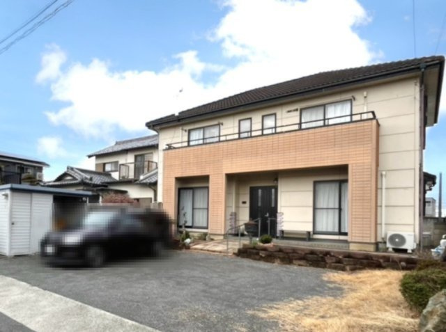 【中古戸建】伊勢崎市境女塚の外観|■外観｜土日のご見学はもちろん、平日・夜間のご案内も大歓迎です♪「今から見たい」や「仕事終わりに見たい」にもご対応できますのでお気軽にお問い合わせください♪