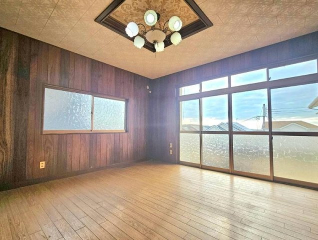 神戸市西区富士見が丘1丁目の洋室