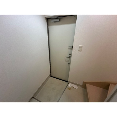 【玄関】 | レガーロ千葉中央 | ゆったりとした玄関です