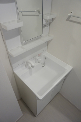 【洗面所】 | リブリ・東千葉 | 広い洗面スペース