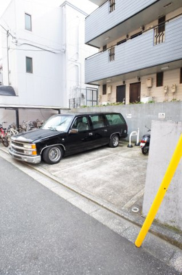 【駐車場】 | キャンパスコーポ | 駐車場は、敷地内２台区画（空き状況はご確認下さい。）