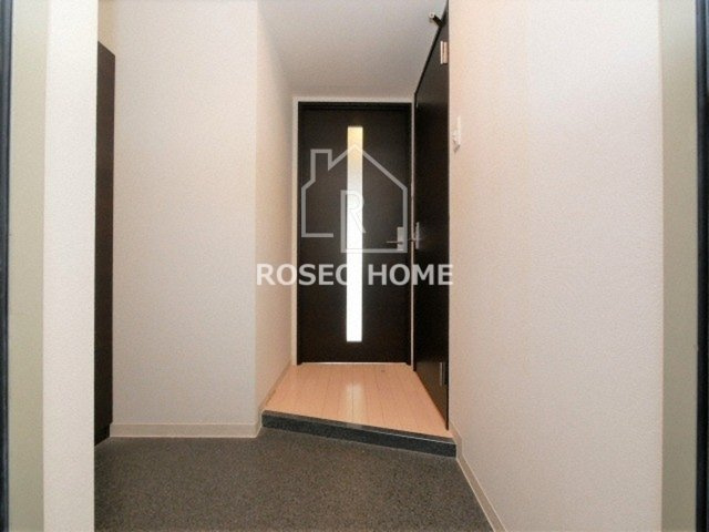 インテリジェンス御堂の玄関|同マンション別部屋：参考写真